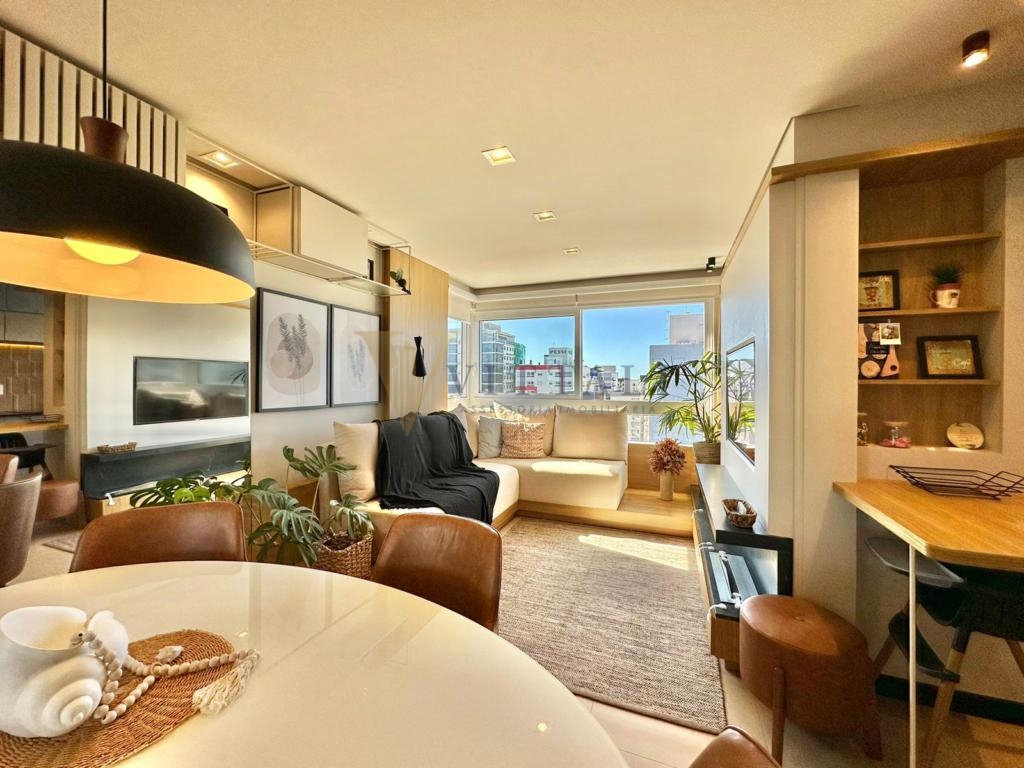 Apartamento 3 Dormitórios